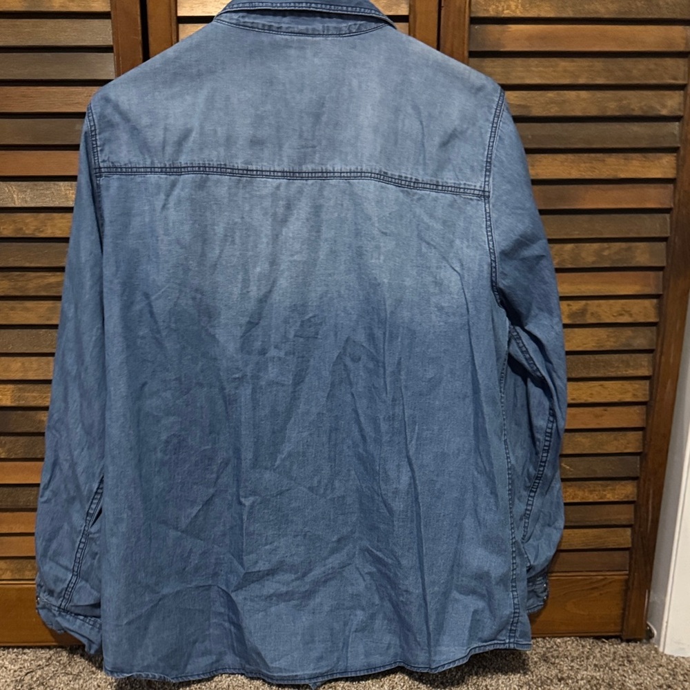 Torrid Blue Lightweight Denim Shirt Jacket - Picture 3 of 3